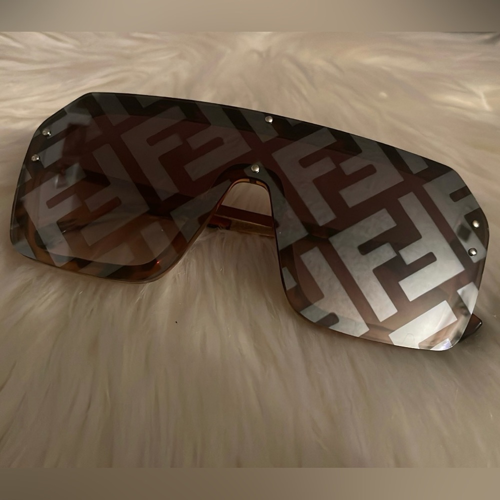 Stylish Inspired Brown Monogram Shield Sunglasses